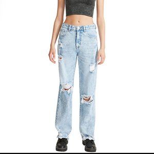 Madden Girl Love 90's Destructed Lt Wash 29 NWT
